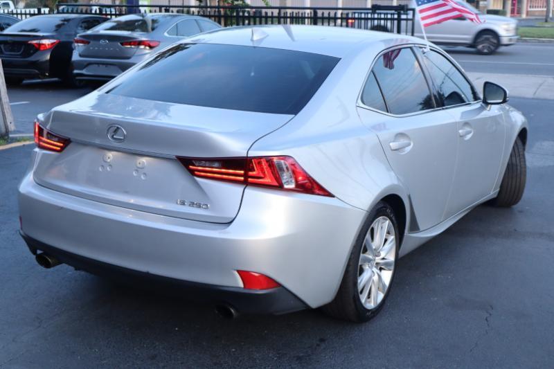 Lexus IS 250 RWD 2014