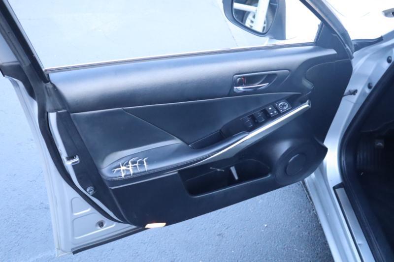 Lexus IS 250 RWD 2014