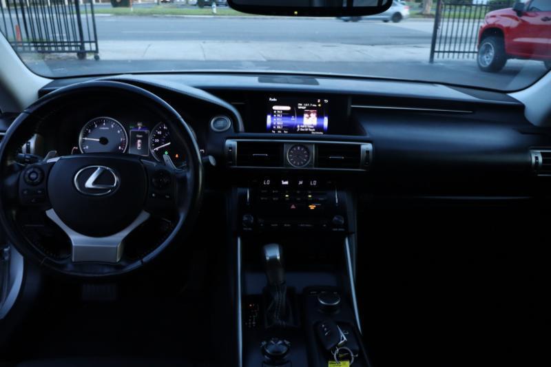 Lexus IS 250 RWD 2014