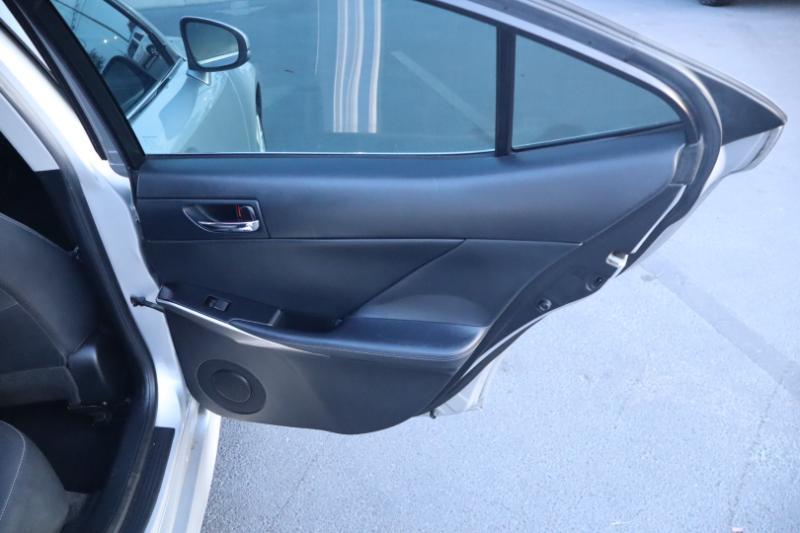 Lexus IS 250 RWD 2014