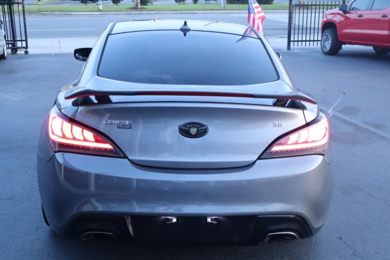 Hyundai Genesis Coupe 3.8 R-Spec 6MT 2013