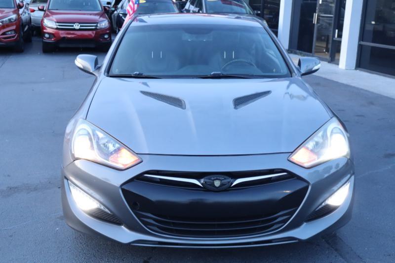 Hyundai Genesis Coupe 3.8 R-Spec 6MT 2013