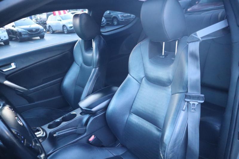Hyundai Genesis Coupe 3.8 R-Spec 6MT 2013