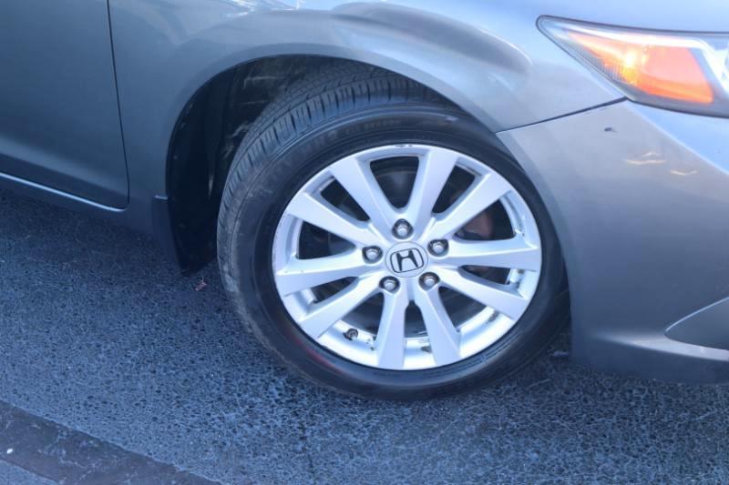 Honda Civic EX-L Sedan 5-Speed AT 2012