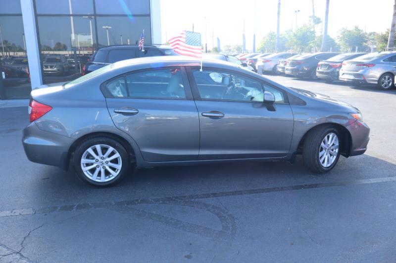 Honda Civic EX-L Sedan 5-Speed AT 2012