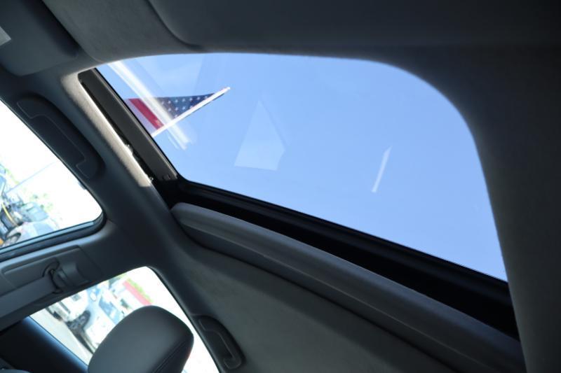Honda Civic EX-L Sedan 5-Speed AT 2012