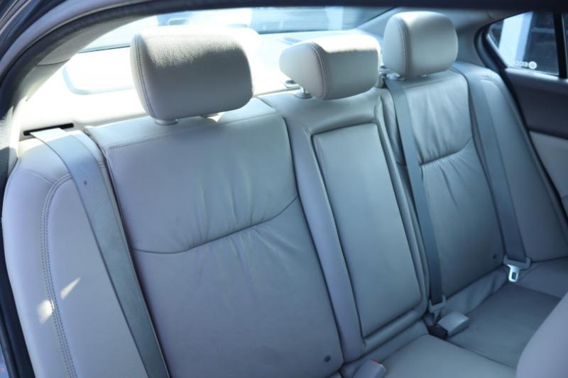 Honda Civic EX-L Sedan 5-Speed AT 2012