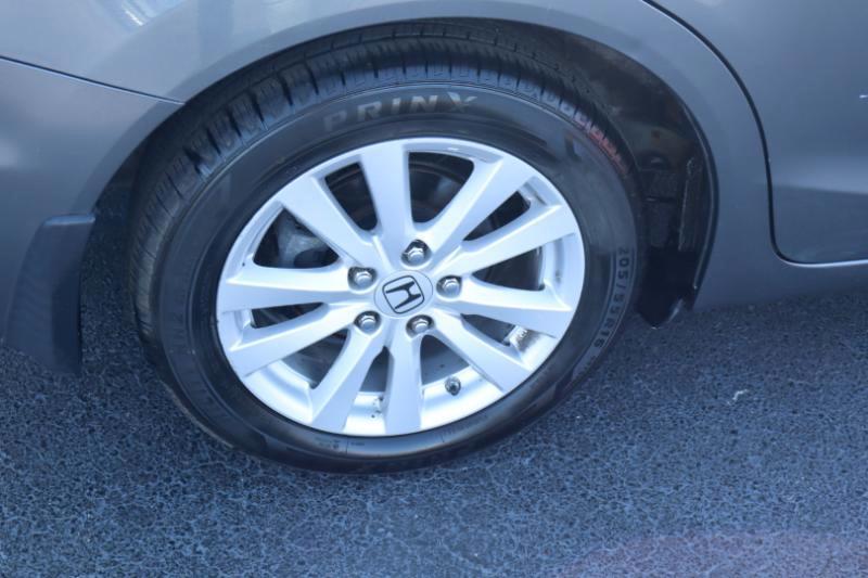 Honda Civic EX-L Sedan 5-Speed AT 2012