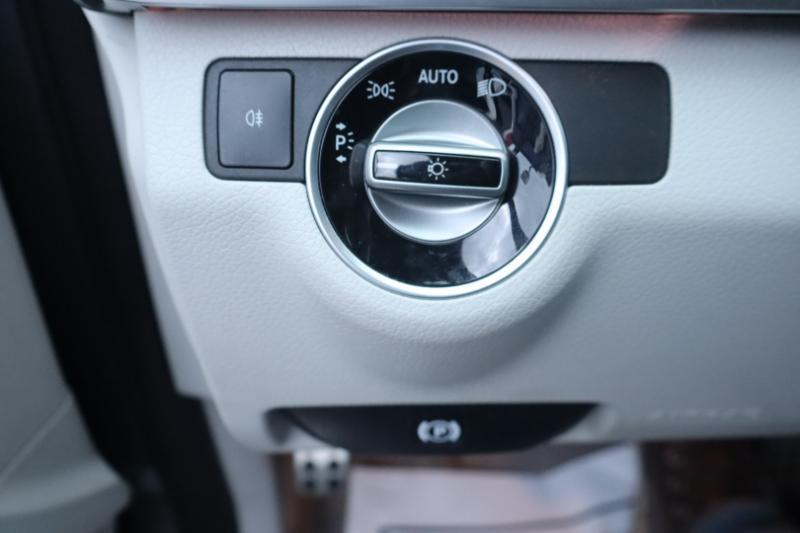 Mercedes-Benz E-Class E350 Luxury Sedan 2014