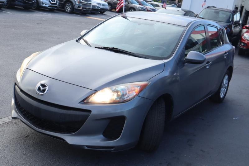Mazda MAZDA3 i Touring AT 5-Door 2013