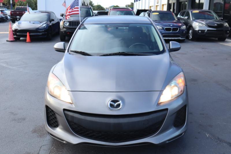 Mazda MAZDA3 i Touring AT 5-Door 2013