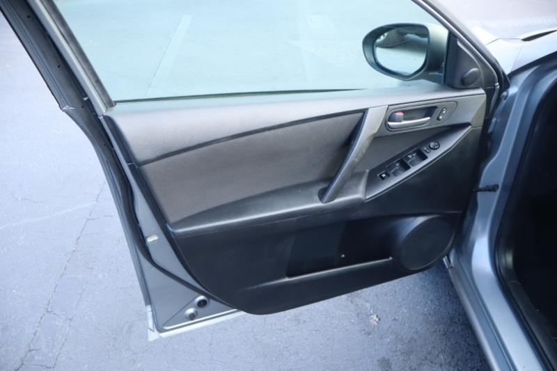 Mazda MAZDA3 i Touring AT 5-Door 2013