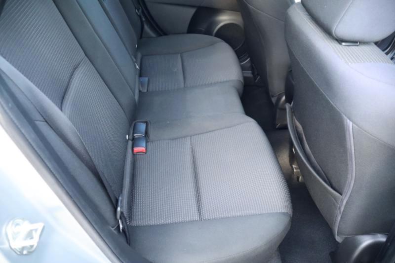 Mazda MAZDA3 i Touring AT 5-Door 2013