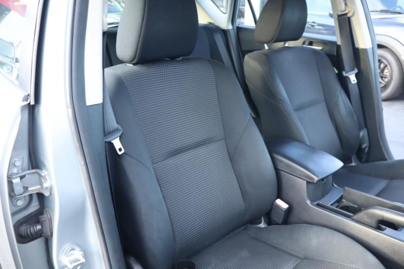 Mazda MAZDA3 i Touring AT 5-Door 2013