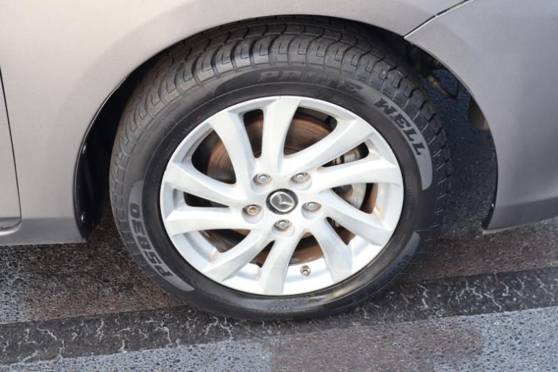 Mazda MAZDA3 i Touring AT 5-Door 2013