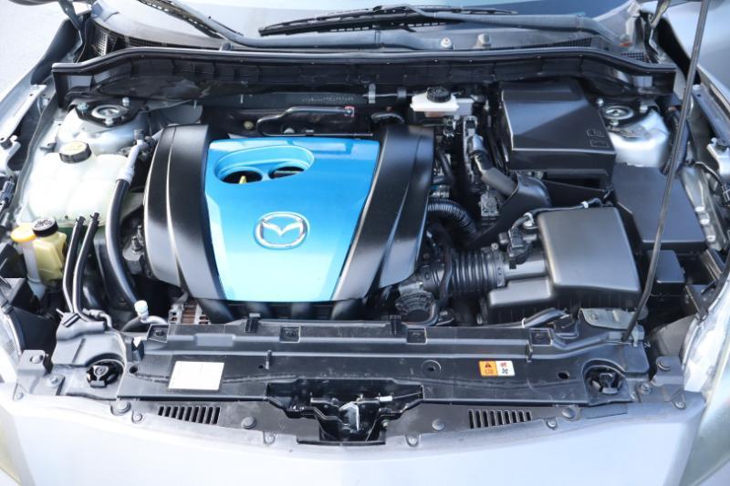 Mazda MAZDA3 i Touring AT 5-Door 2013