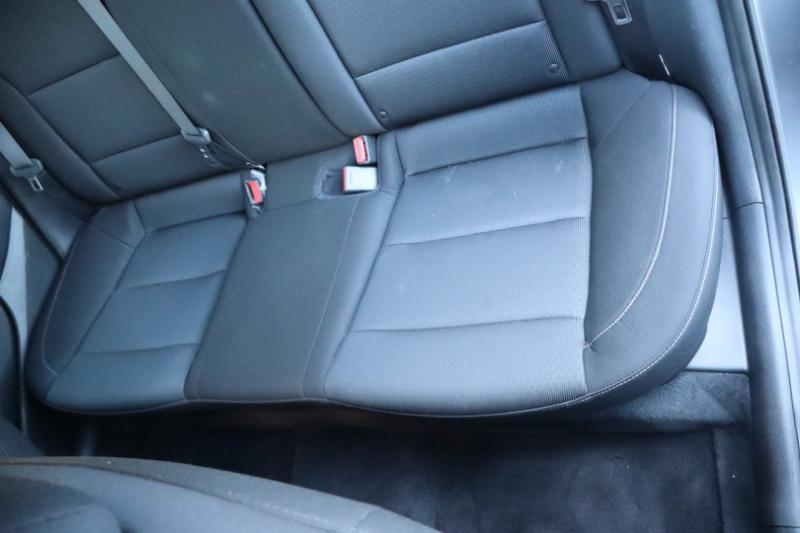 Hyundai Elantra SE 6AT 2018