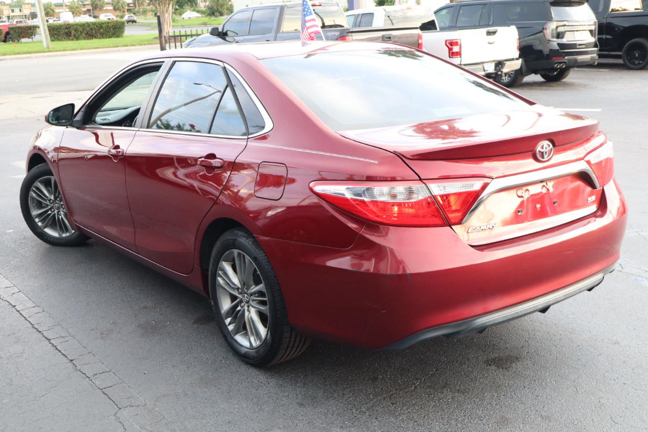 Toyota Camry 4dr Sdn I4 Auto SE w/Special Edition Pkg (Natl) 2016