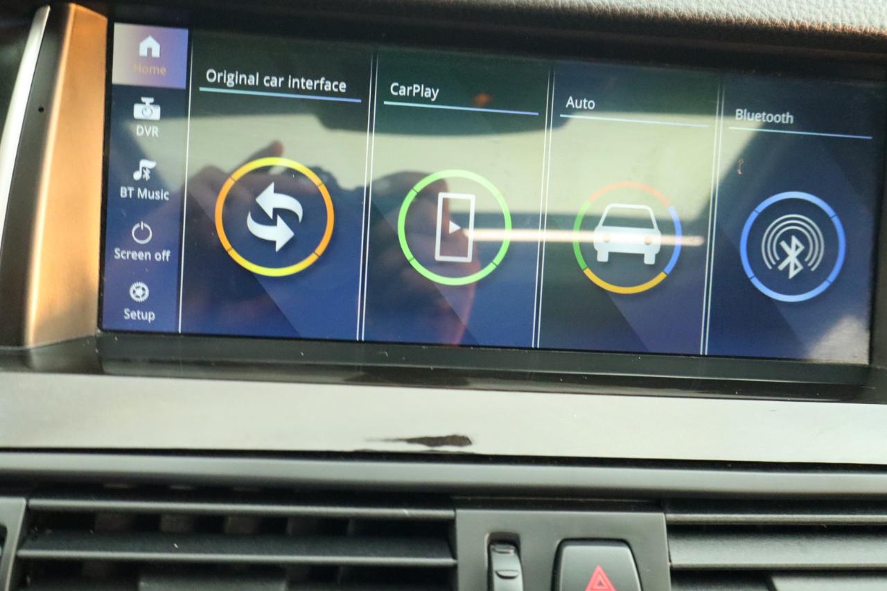 BMW 5 Series 4dr Sdn 528i RWD 2011
