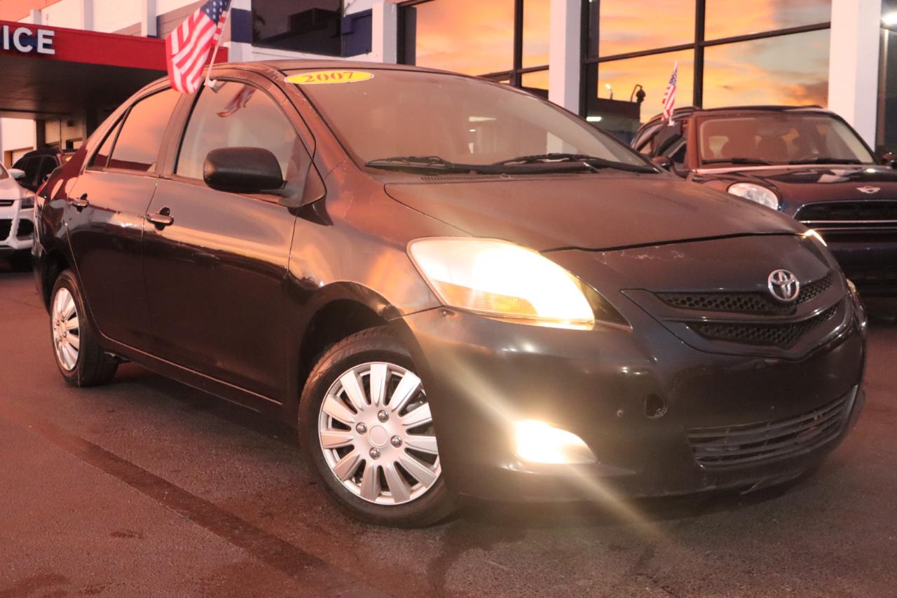 Toyota Yaris 4dr Sdn Auto Base (Natl) 2007