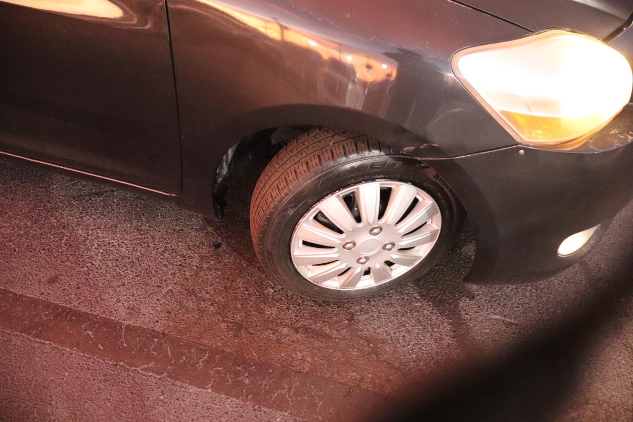 Toyota Yaris 4dr Sdn Auto Base (Natl) 2007