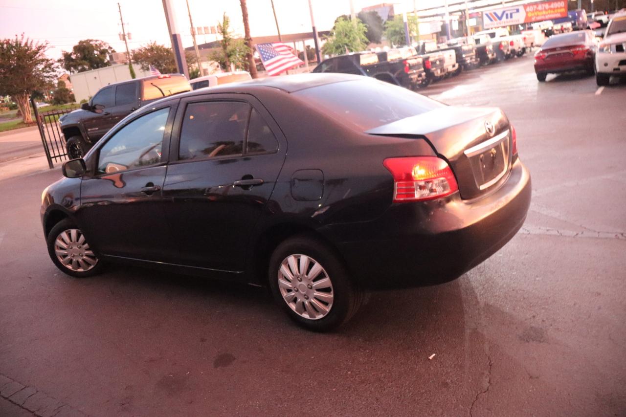 Toyota Yaris 4dr Sdn Auto Base (Natl) 2007