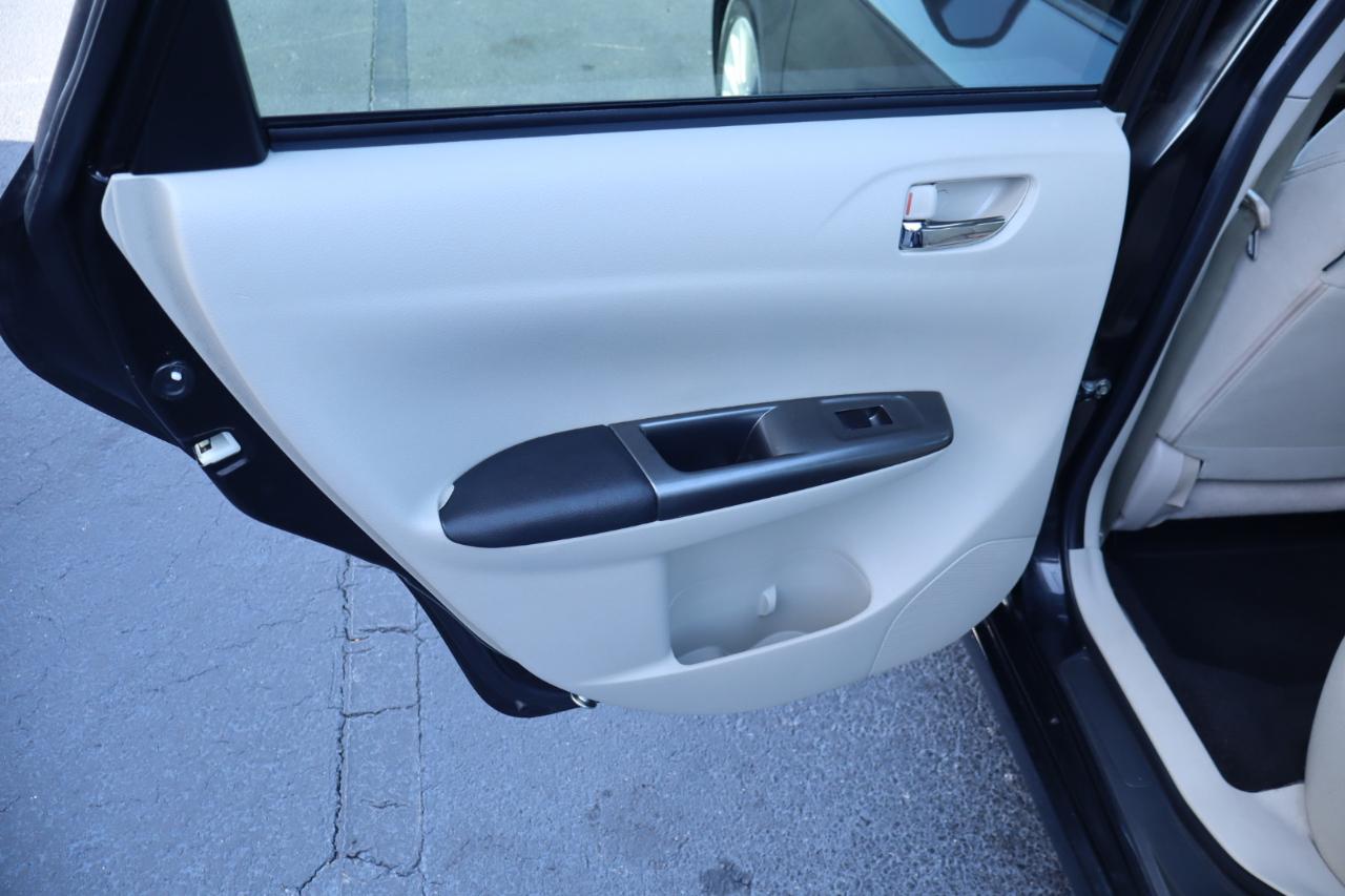 Subaru Impreza Wagon 5dr Auto 2.5i Premium w/Pwr Moonroof Value Pkg 2011