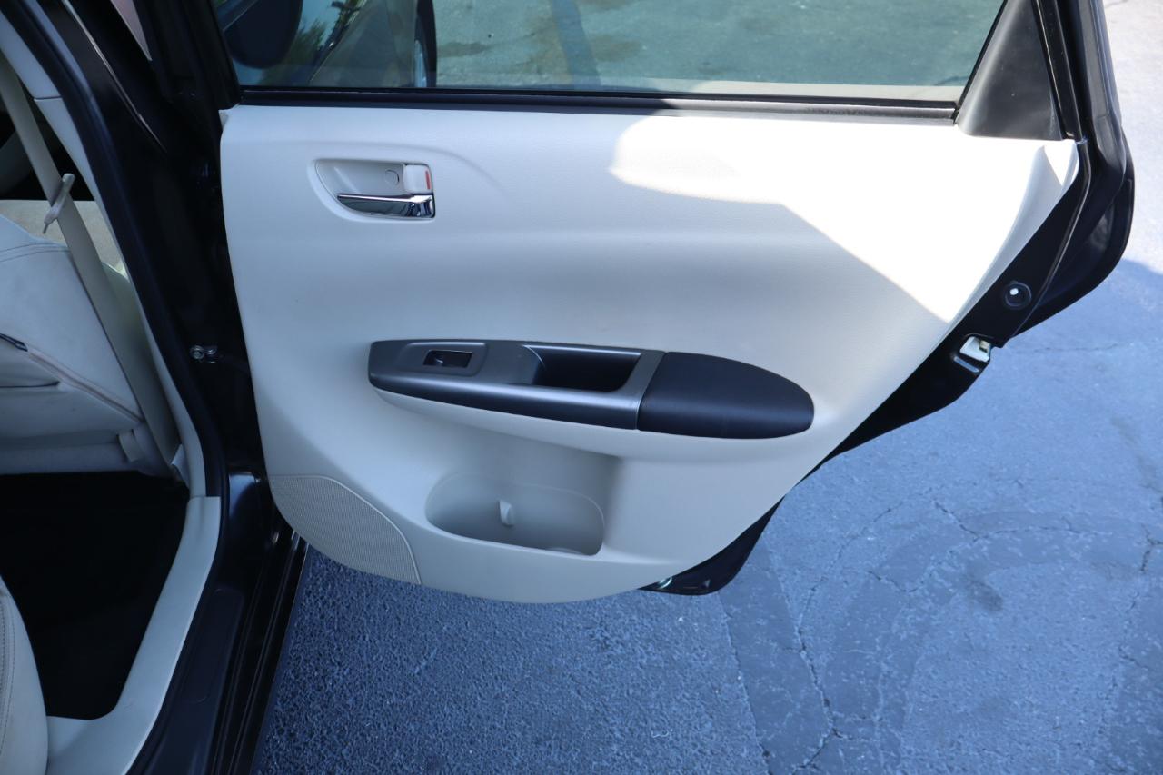 Subaru Impreza Wagon 5dr Auto 2.5i Premium w/Pwr Moonroof Value Pkg 2011