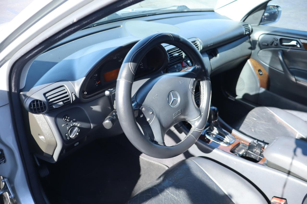 Mercedes-Benz C-Class  2001