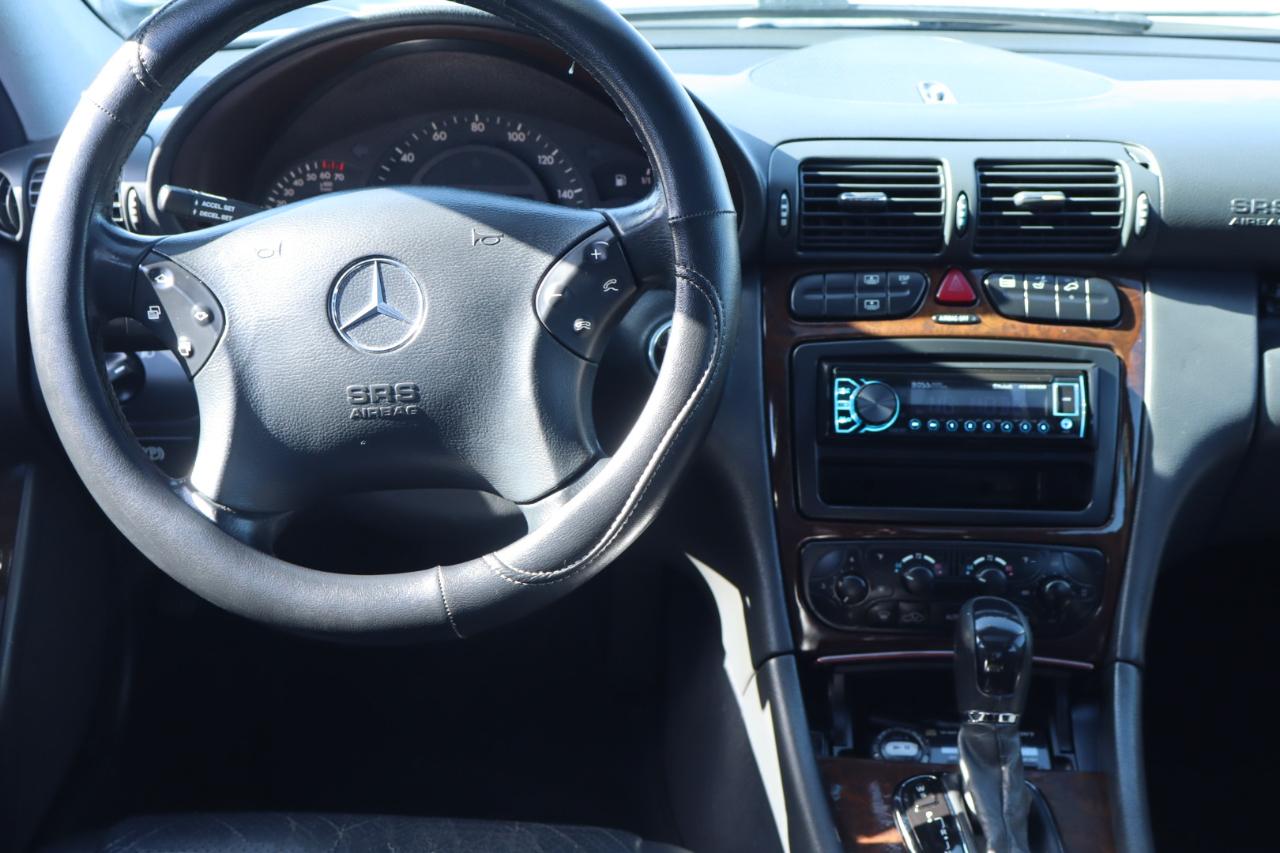 Mercedes-Benz C-Class  2001