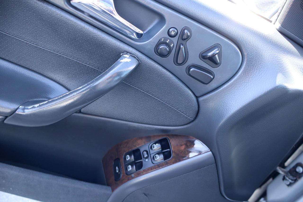Mercedes-Benz C-Class  2001