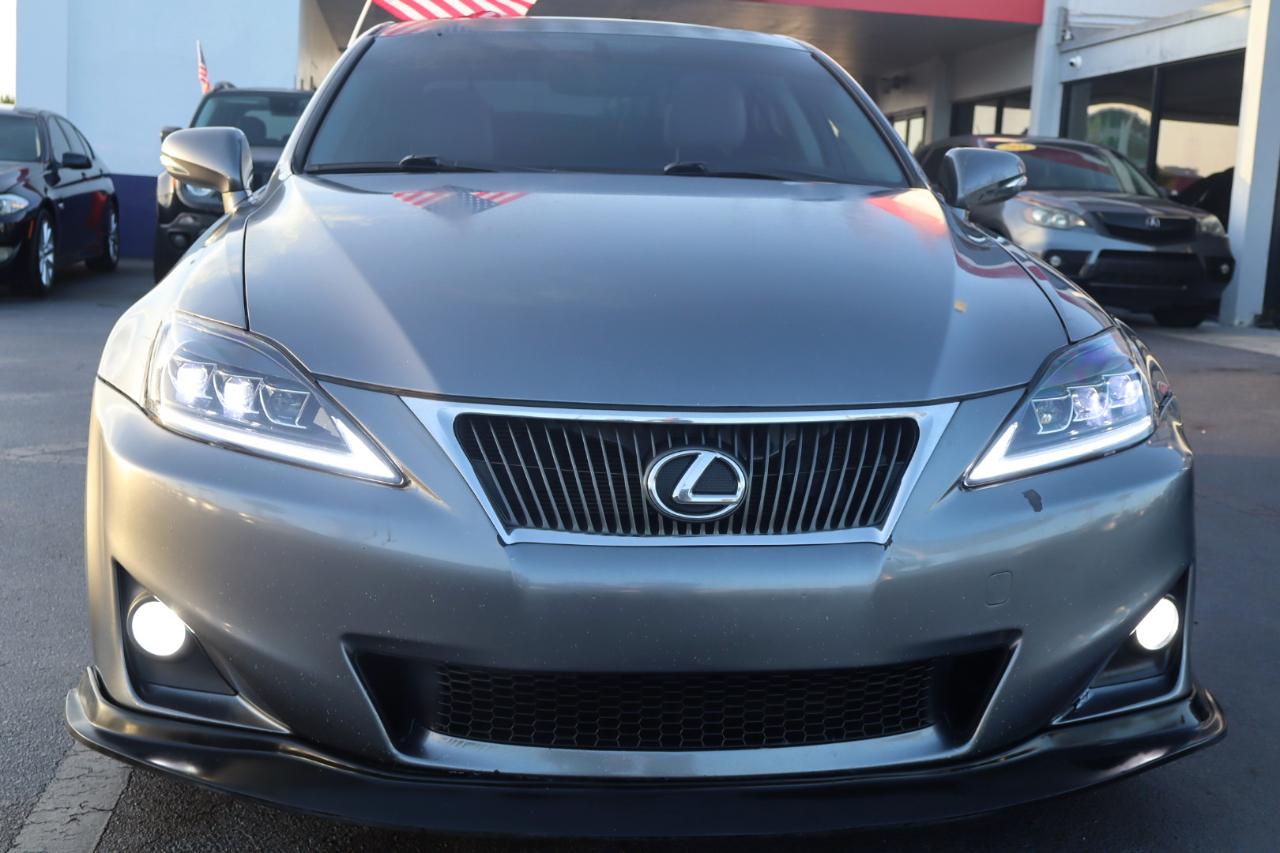 Lexus IS 250 4dr Sport Sdn RWD 2012