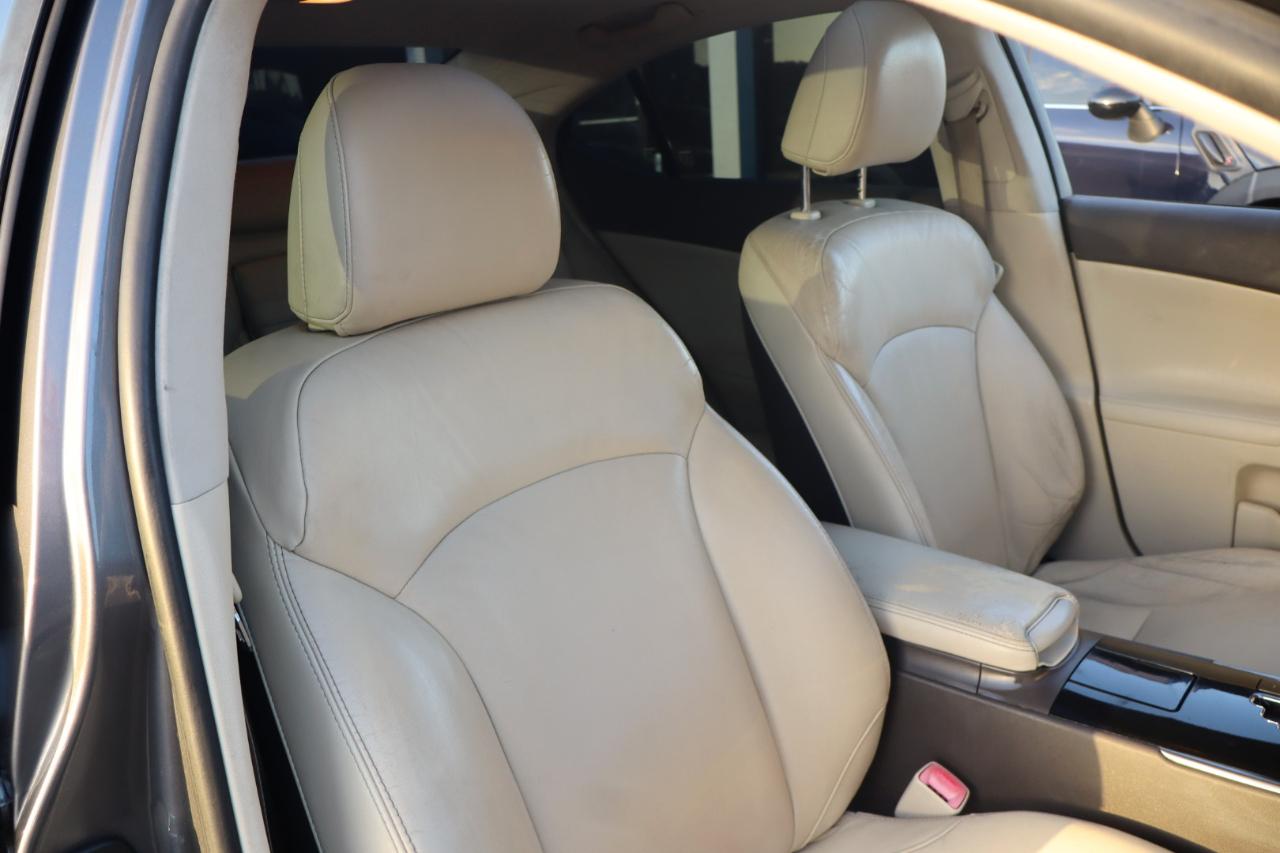 Lexus IS 250 4dr Sport Sdn RWD 2012