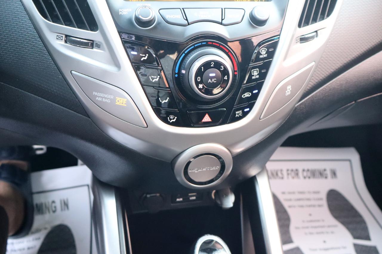 Hyundai Veloster 3dr Cpe Auto 2016