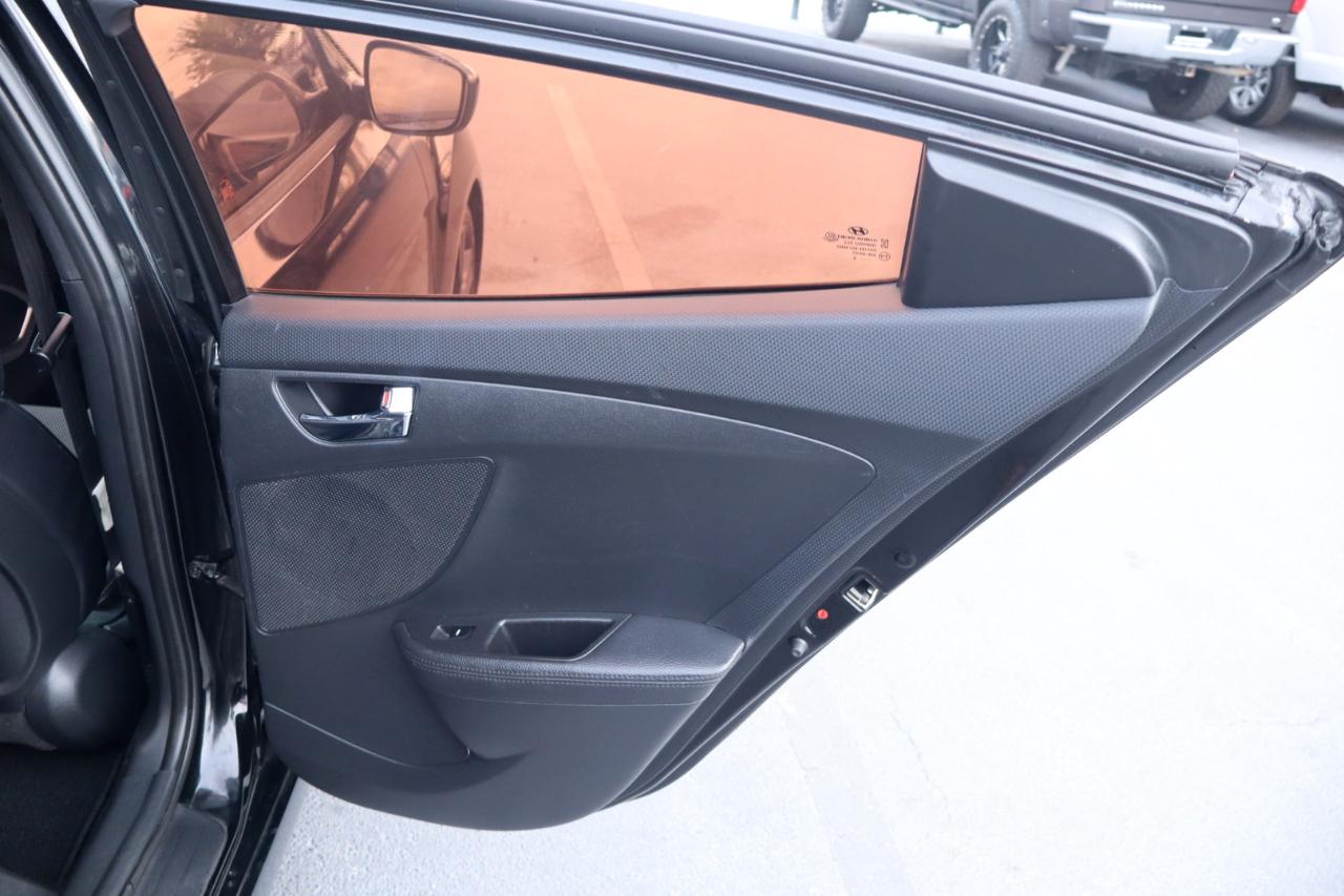 Hyundai Veloster 3dr Cpe Auto 2016