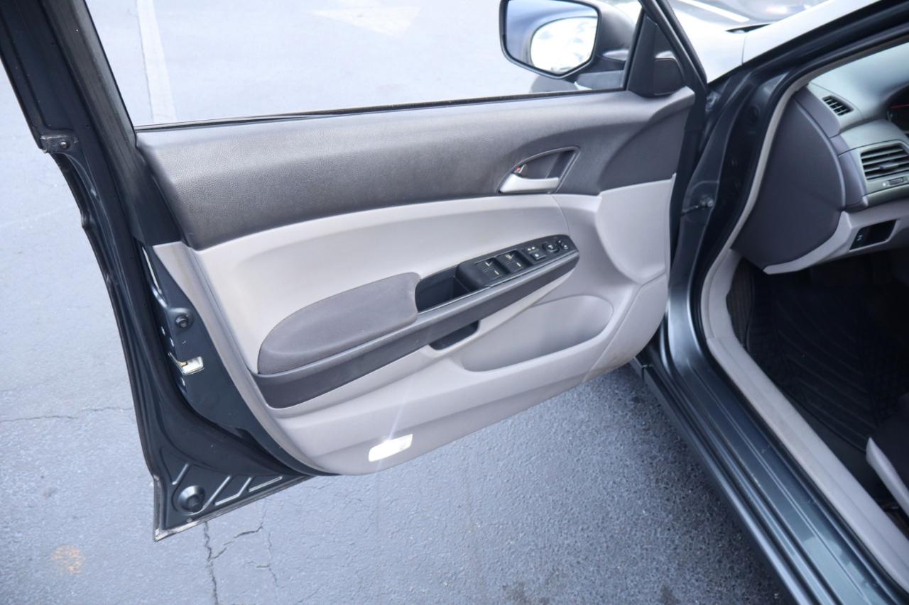 Honda Accord Sdn 4dr I4 Auto LX-P 2009