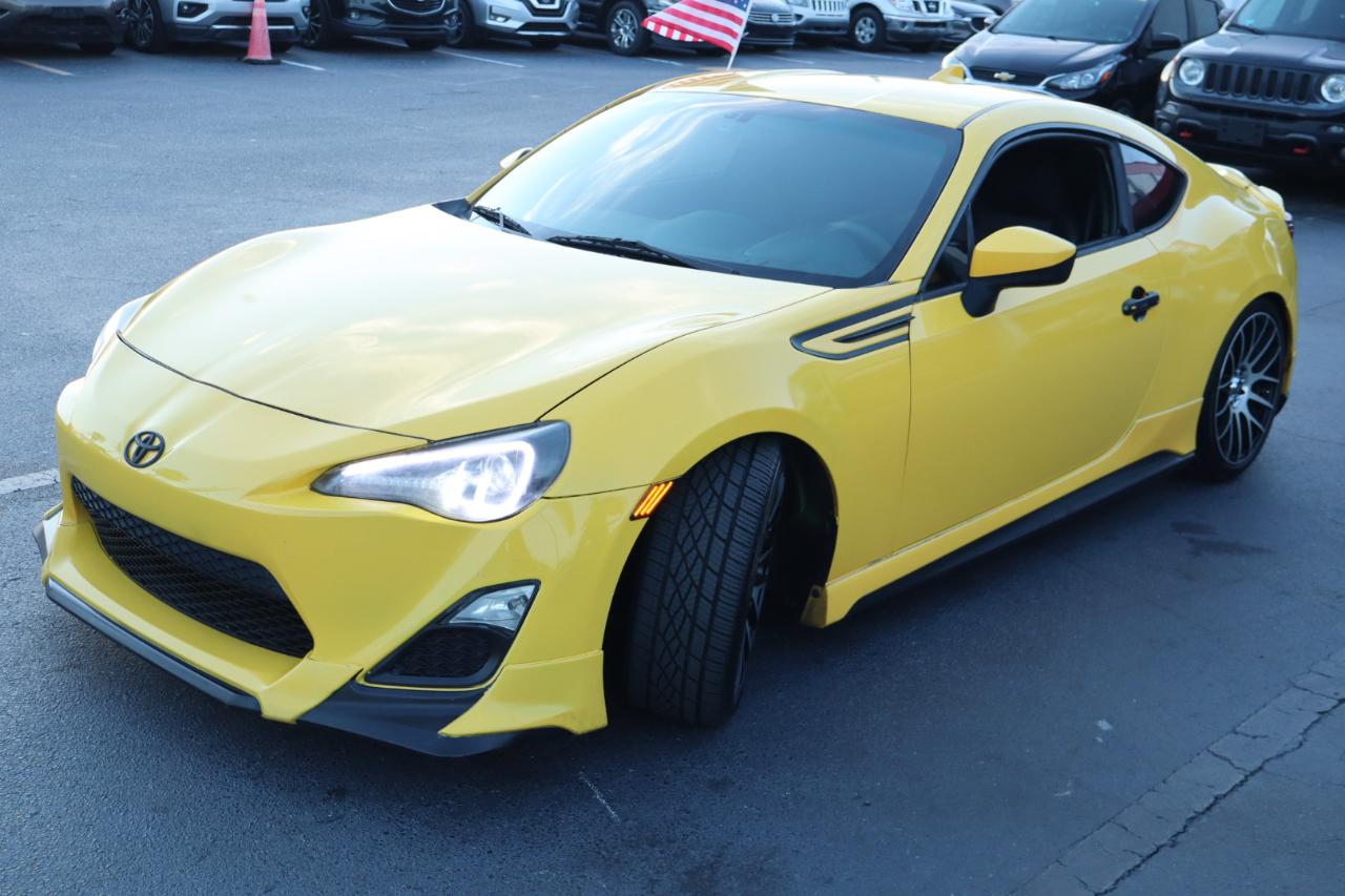 Scion FR-S 2dr Cpe Man Release Series 1.0 (Natl) 2015