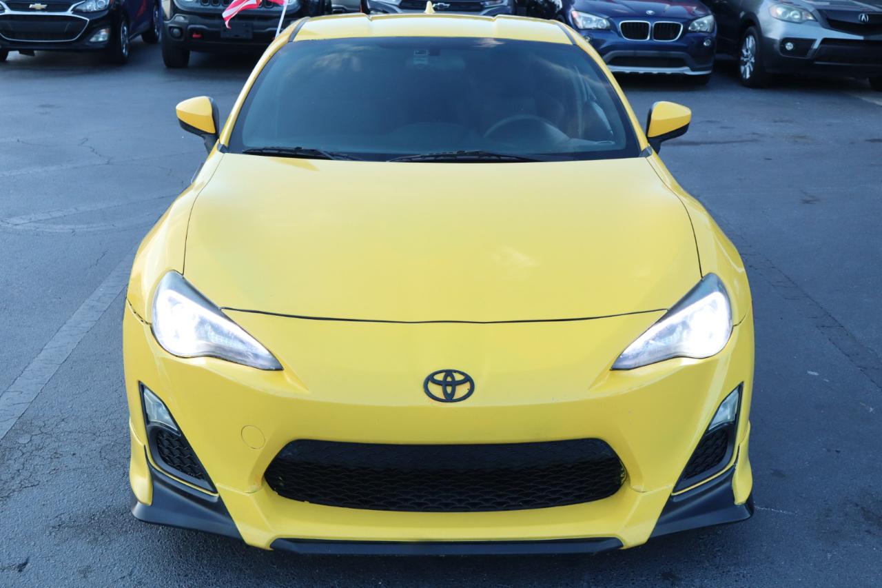 Scion FR-S 2dr Cpe Man Release Series 1.0 (Natl) 2015