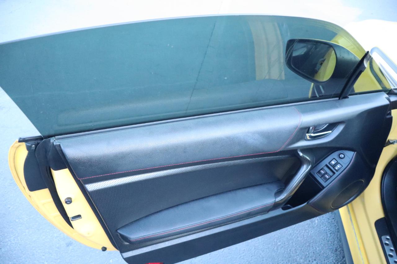 Scion FR-S 2dr Cpe Man Release Series 1.0 (Natl) 2015