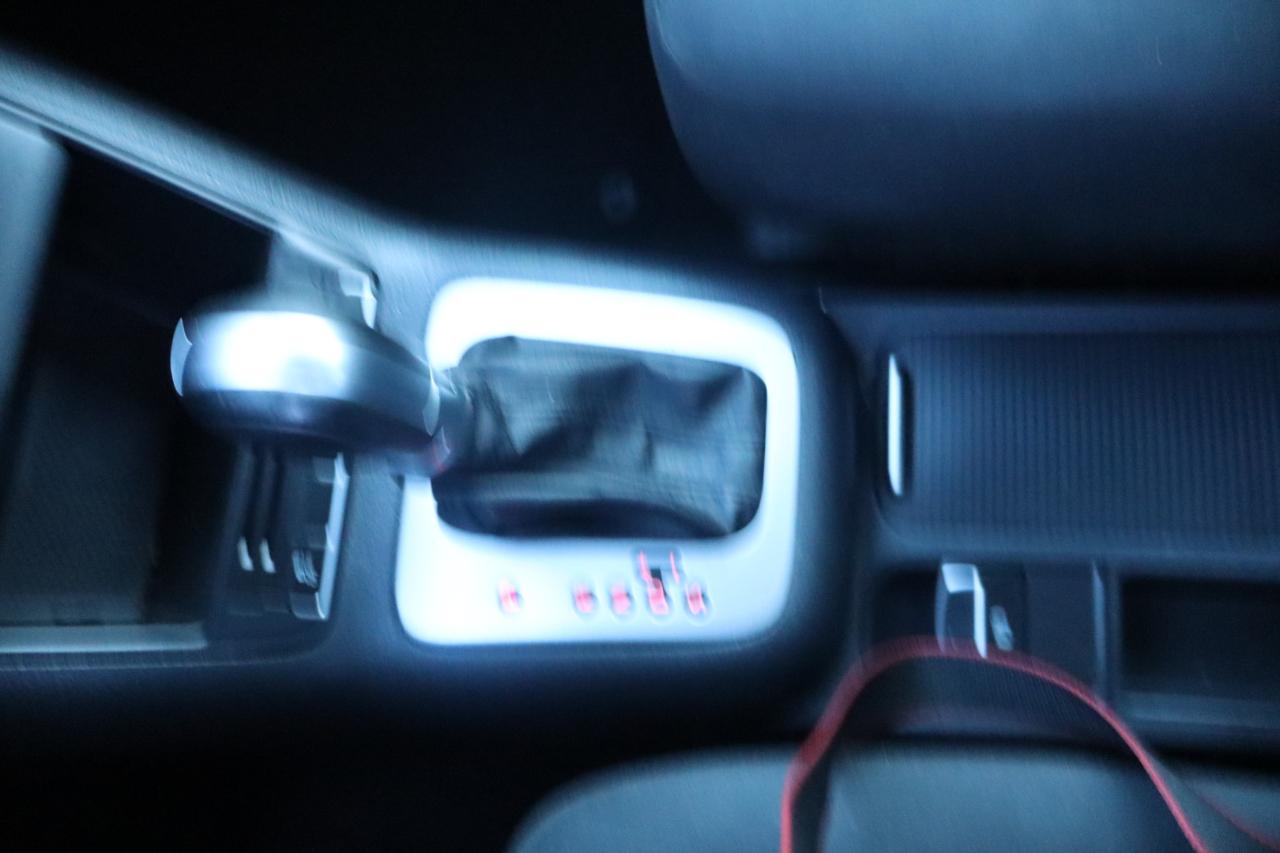 Volkswagen Tiguan 2WD 4dr Auto S 2015