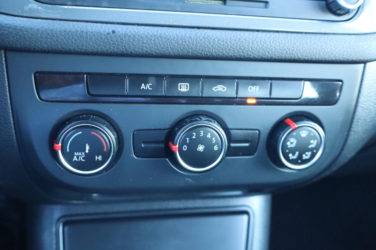 Volkswagen Tiguan 2WD 4dr Auto S 2015