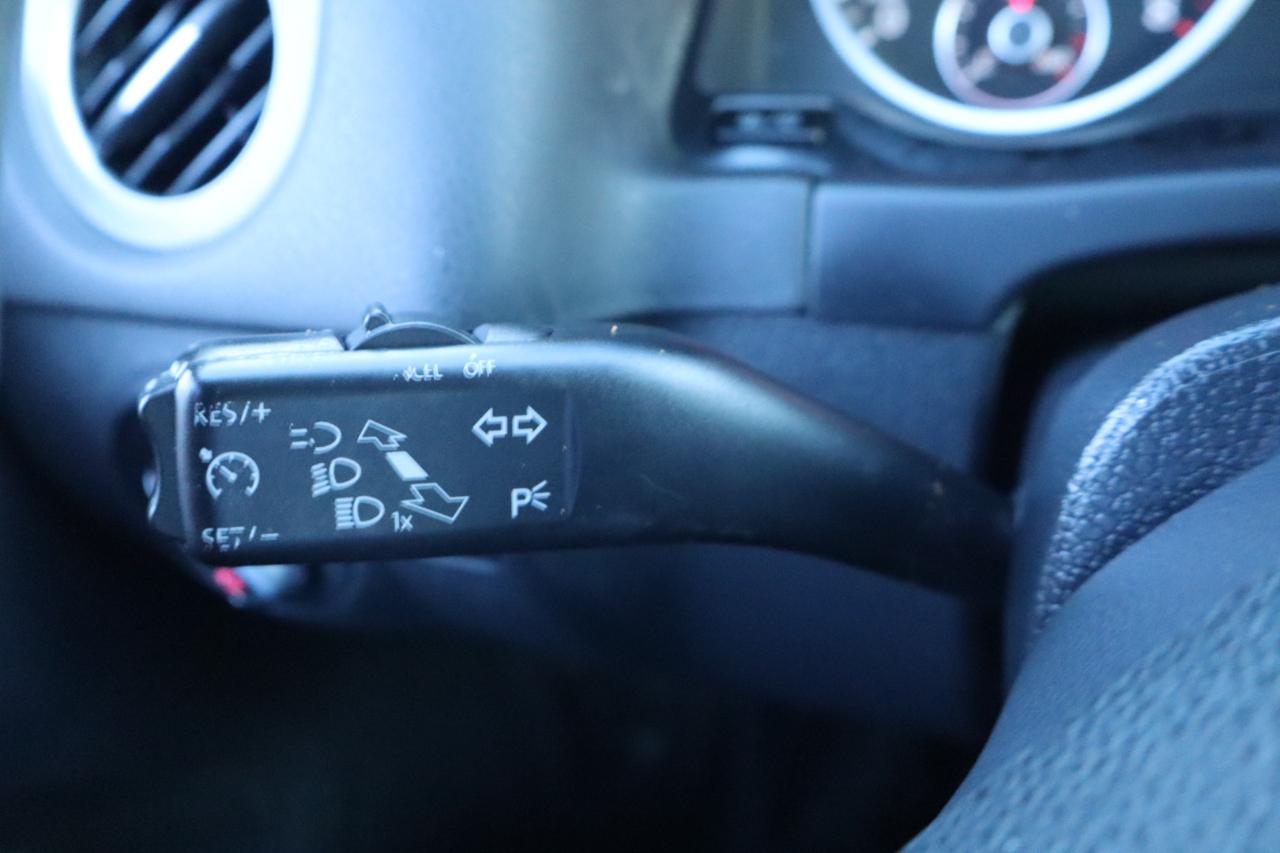 Volkswagen Tiguan 2WD 4dr Auto S 2015