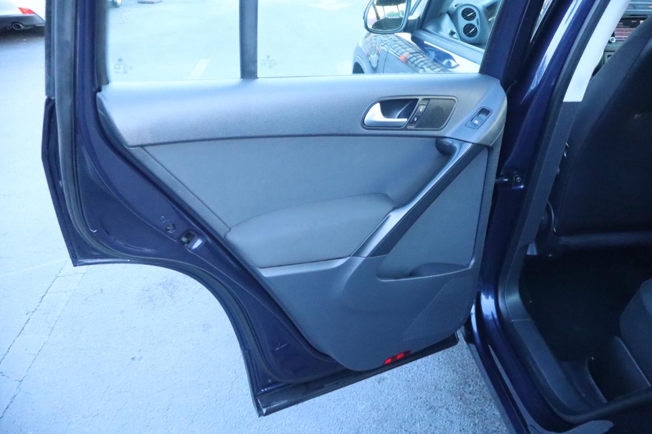 Volkswagen Tiguan 2WD 4dr Auto S 2015