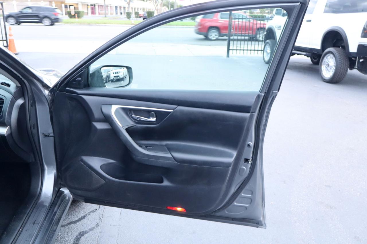 Nissan Altima 4dr Sdn I4 2.5 SV 2016