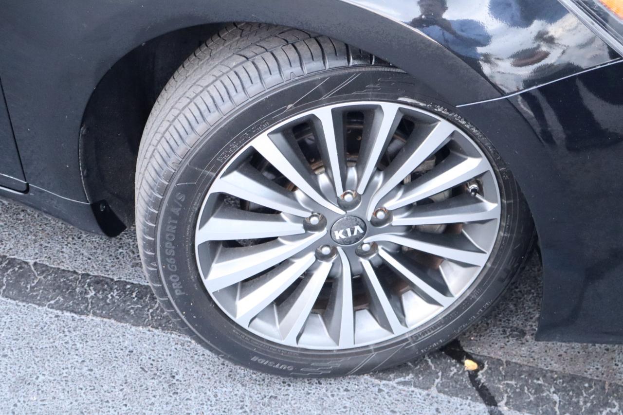 Kia Cadenza Premium Sedan 2017