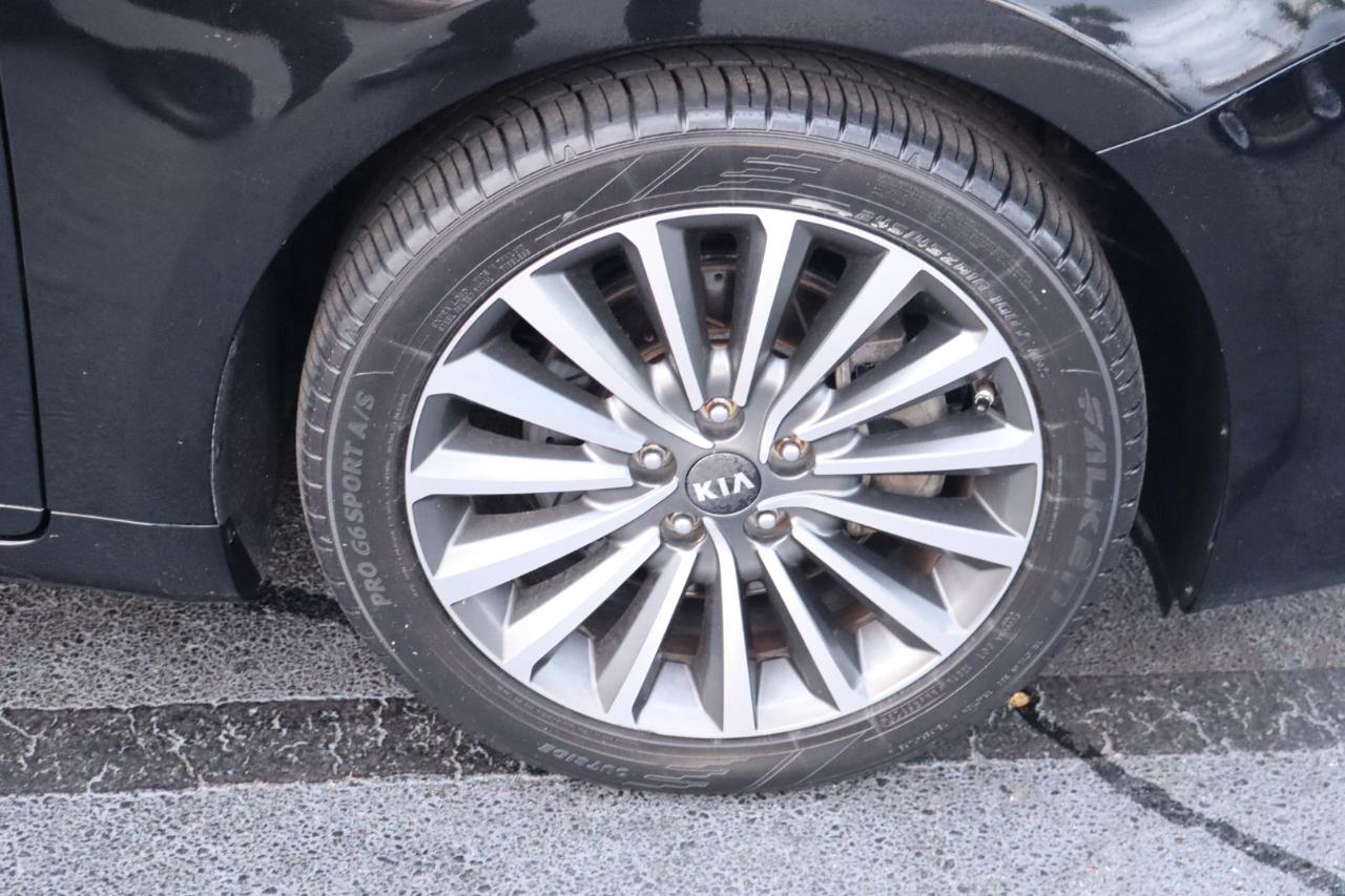 Kia Cadenza Premium Sedan 2017