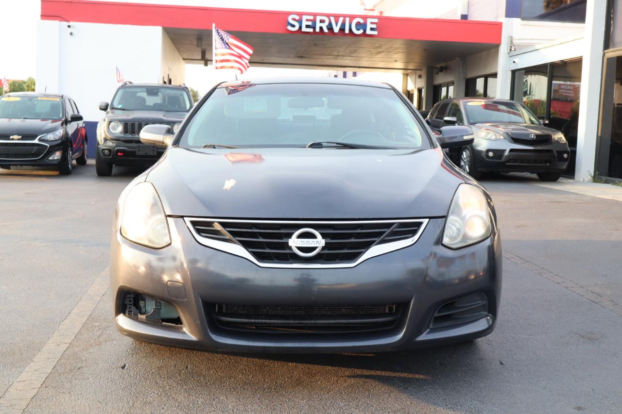 Nissan Altima 2dr Cpe I4 CVT 2.5 S 2012