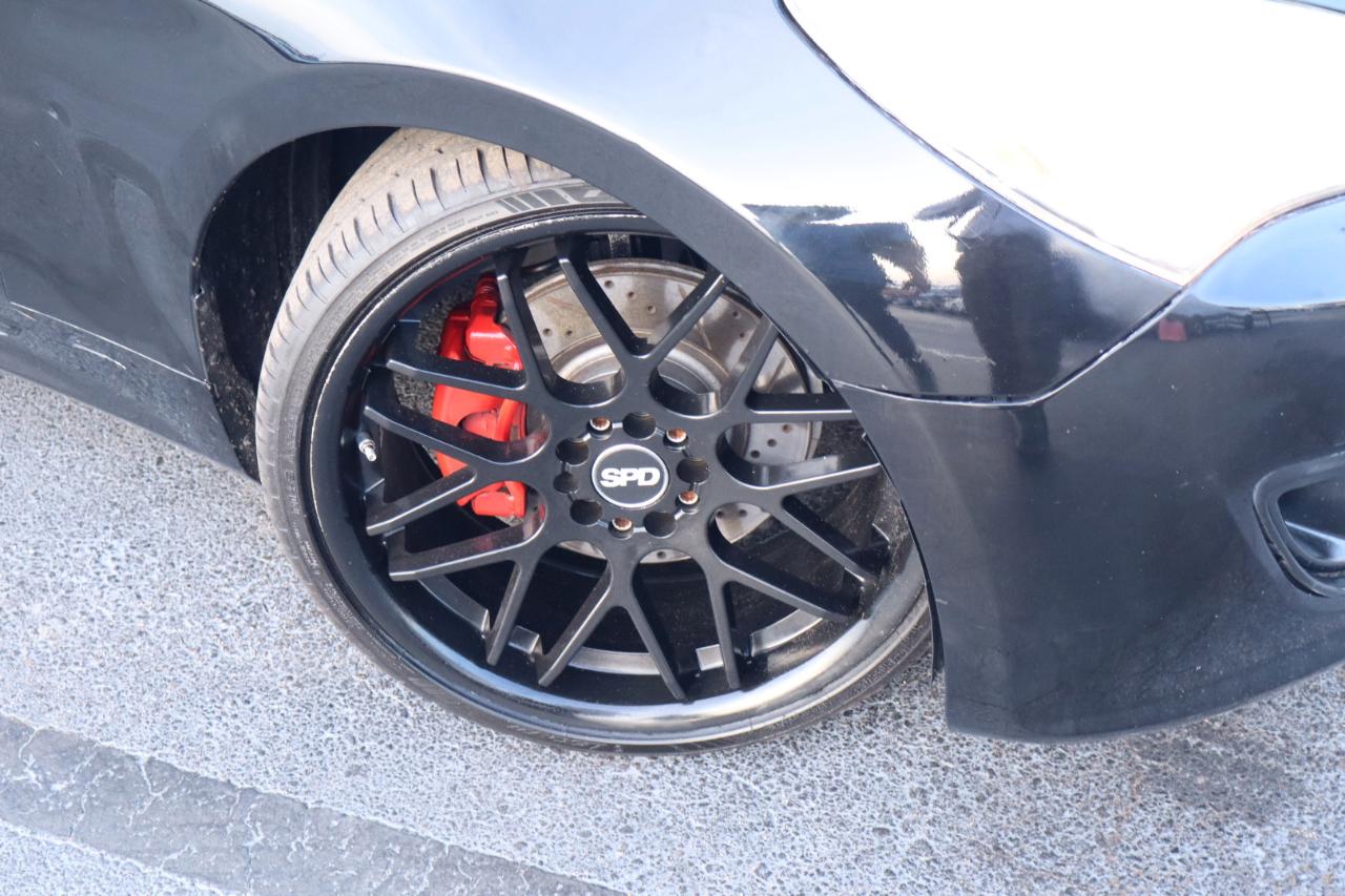 Hyundai Genesis Coupe 2dr I4 2.0T Auto 2012
