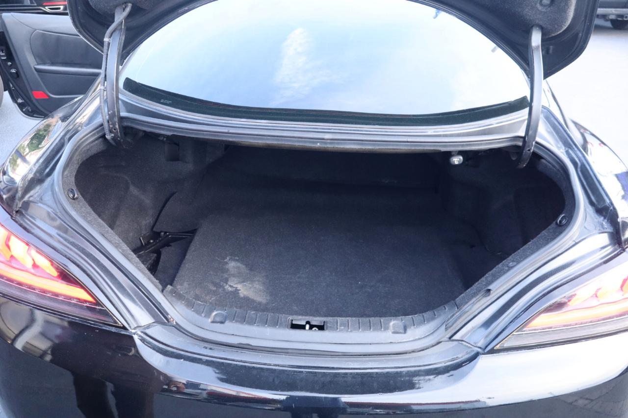 Hyundai Genesis Coupe 2dr I4 2.0T Auto 2012