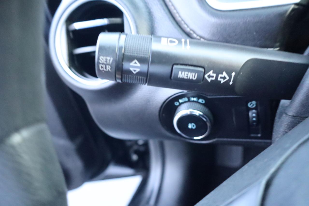 Chevrolet Camaro 2dr Conv 1LT 2012